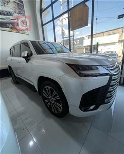 Lexus LX